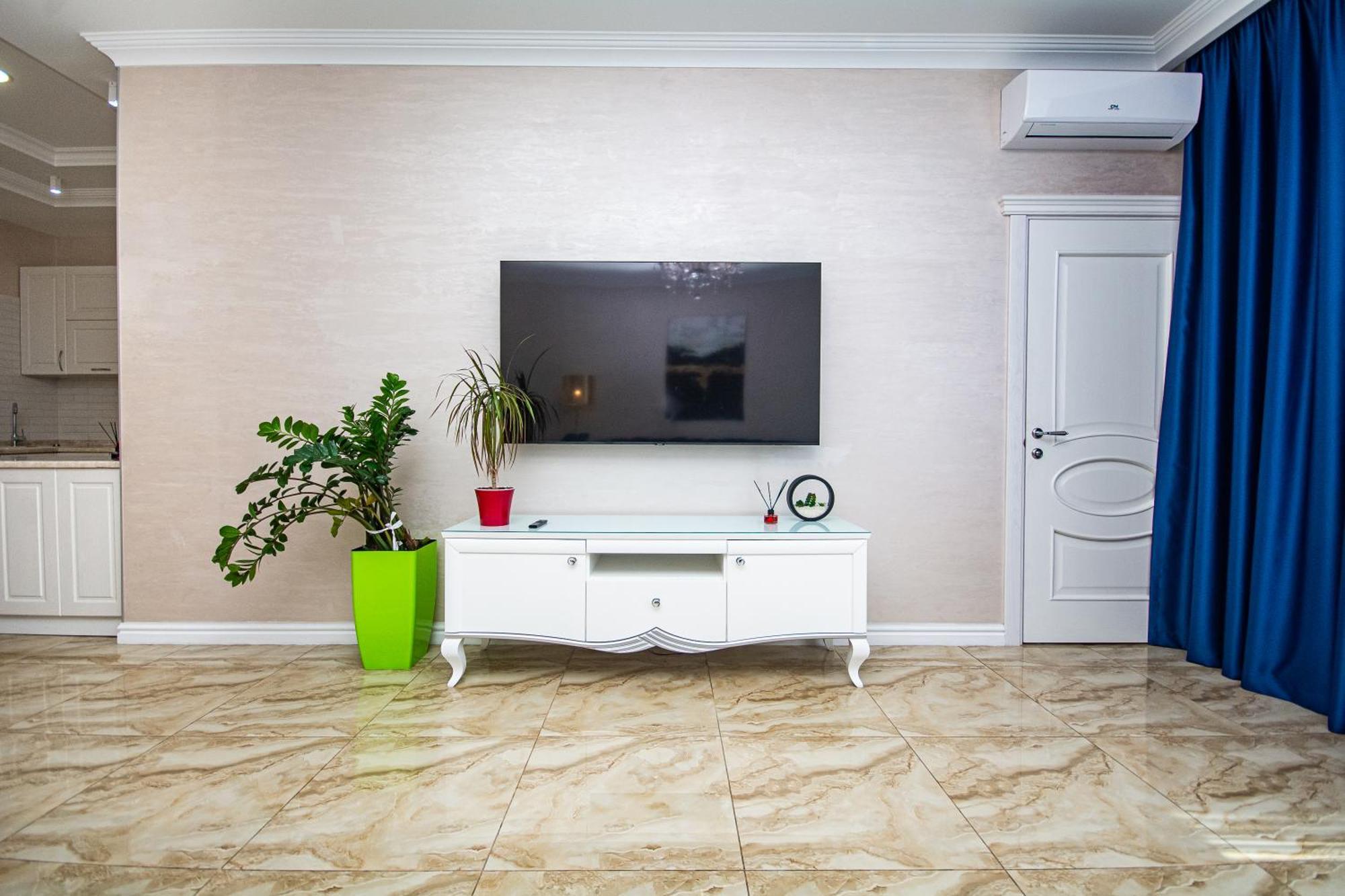 Appartamento Luxury For Business & Pleasure Royal 3 Kiev Esterno foto