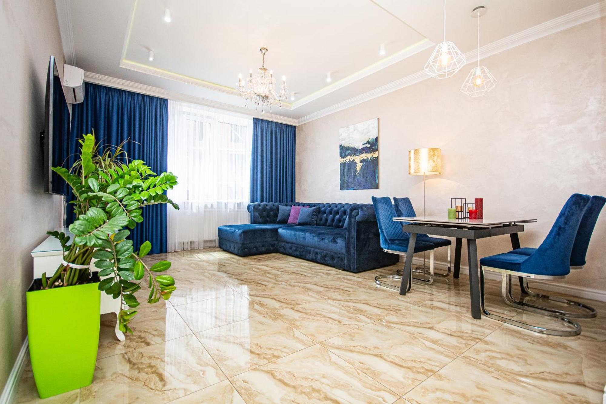 Appartamento Luxury For Business & Pleasure Royal 3 Kiev Esterno foto