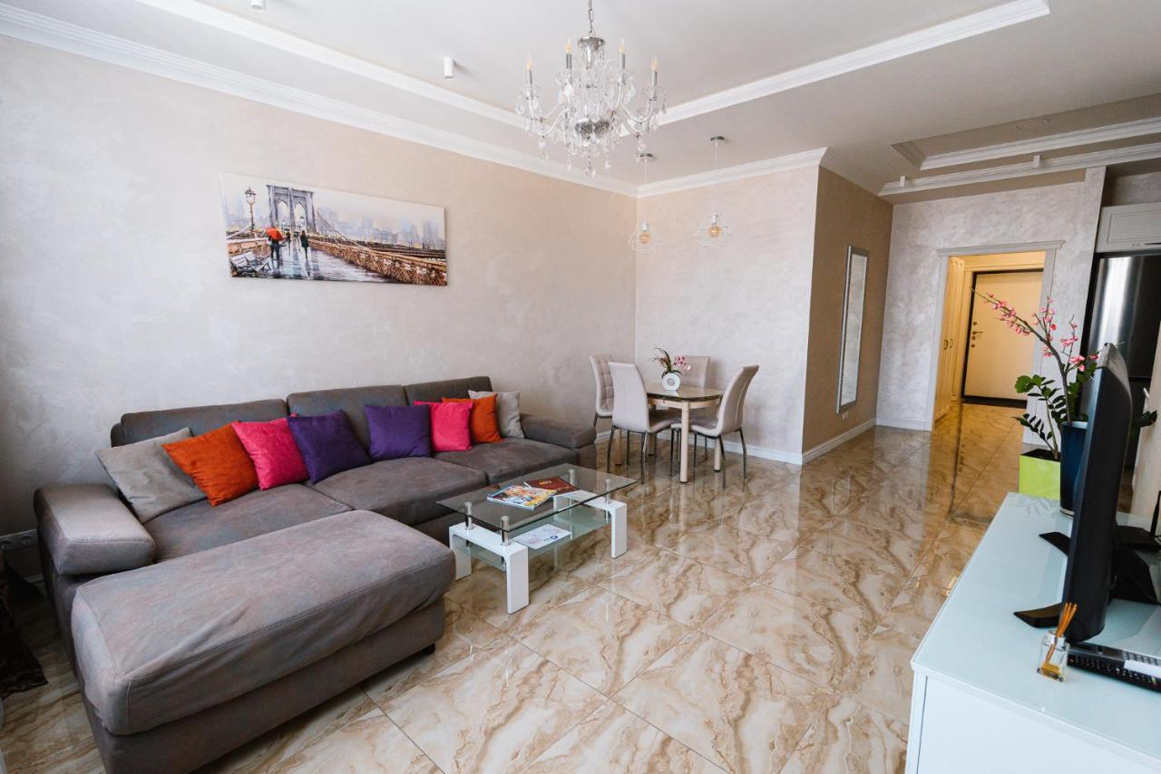 Appartamento Luxury For Business & Pleasure Royal 3 Kiev Esterno foto