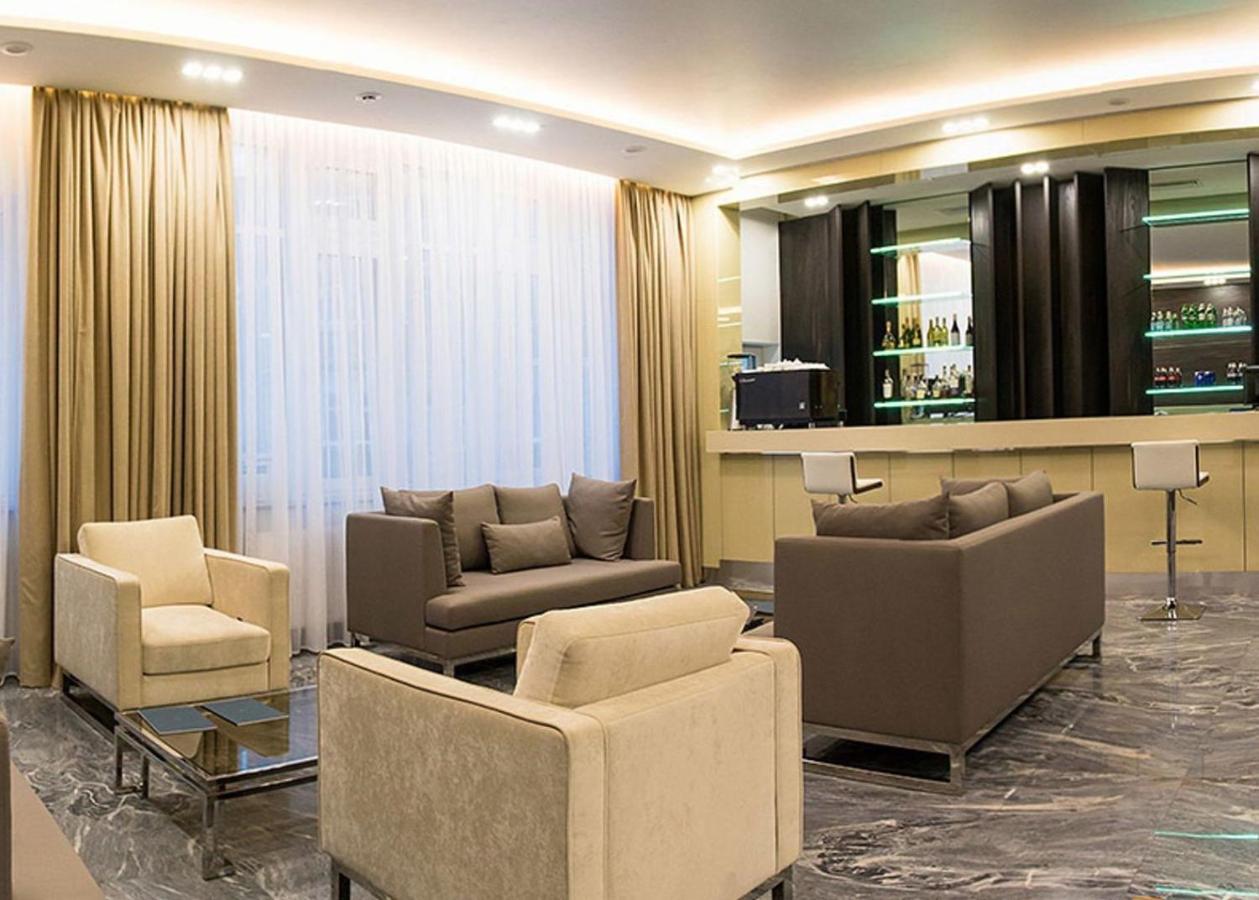 Appartamento Luxury For Business & Pleasure Royal 3 Kiev Esterno foto