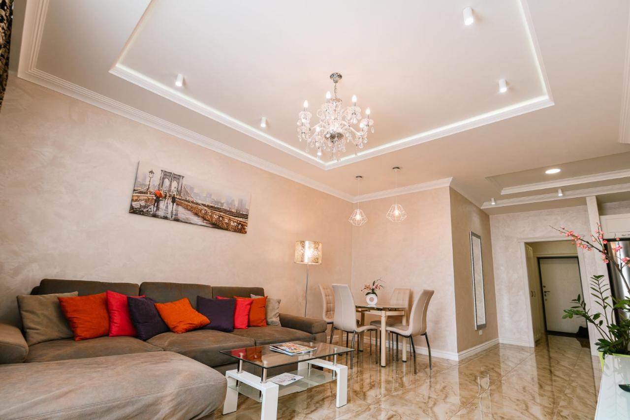 Appartamento Luxury For Business & Pleasure Royal 3 Kiev Esterno foto